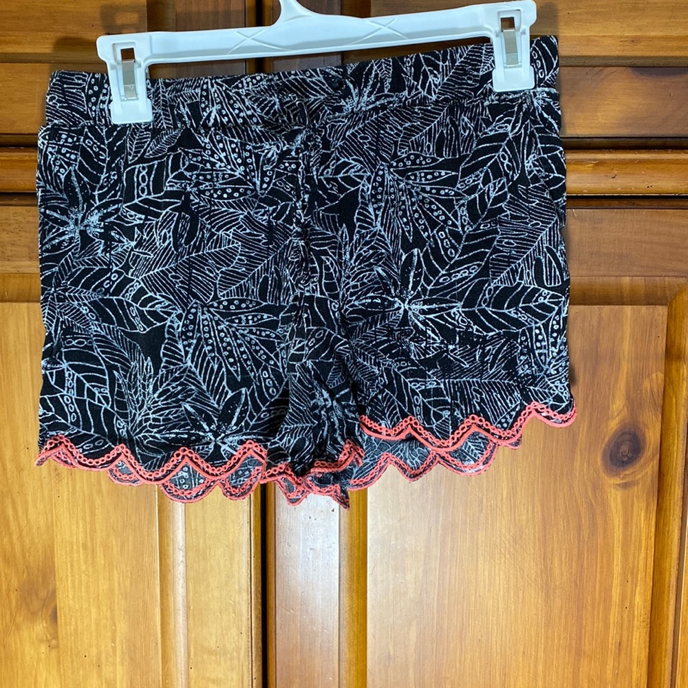 Mossimo Supply Co. Black and Pink Flowy Shorts